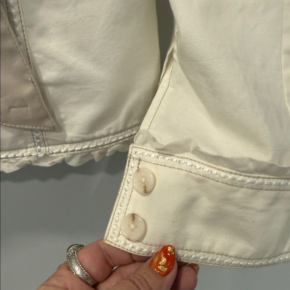 White House Black Market Elegant Cream Blazer, Size 2 VGUC - Picture 6 of 9